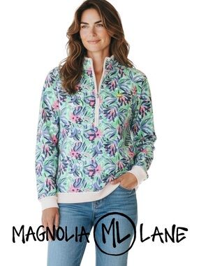 Magnolia Lane Collection Masters Pastel Floral 1/4 Zip Mock Neck Golf Top (S)